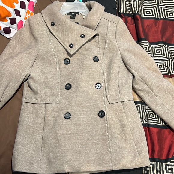 H&M trench coat for ladies. US 10. - Picture 13 of 13
